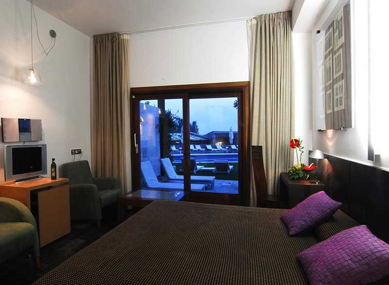 Hotel Boutique Mas Passamaner Ла-Сельва-дель-Камп Номер фото